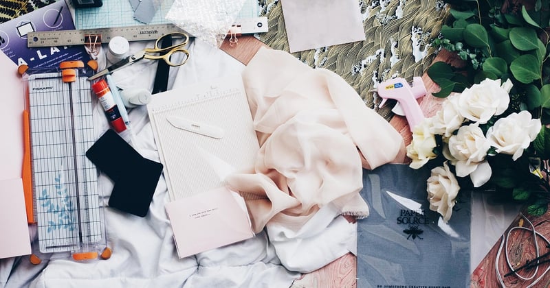 Les créateurs de mode misent sur l'artisanat pour un luxe plus authentique